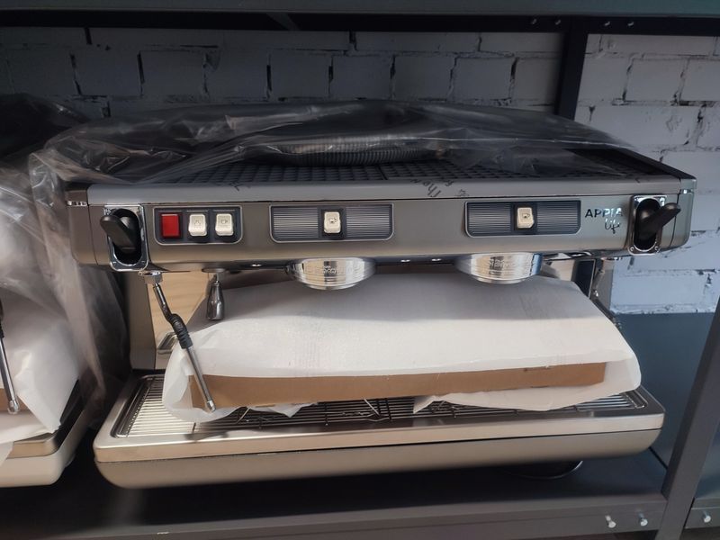 Кавомашина Nuova Simonelli Appia Life 2Gr S 0201010 фото